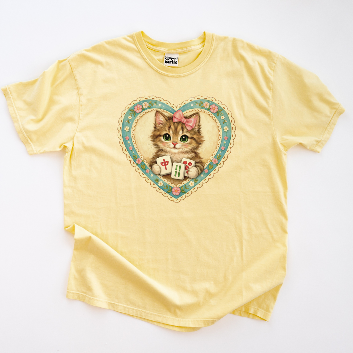 Vintage-Style Mahjong GrandmaCore Cat T-Shirt